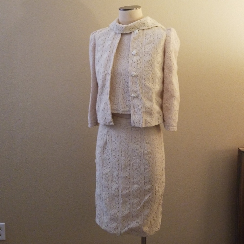 Vintage Lace 3 Peice Suit Reduced Firm
